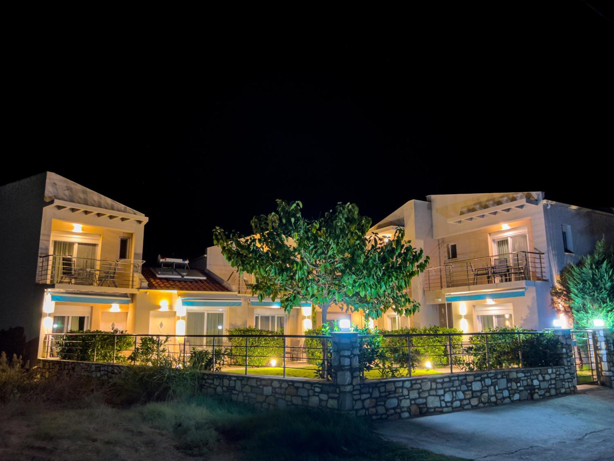 Yalos Beach Maisonettes Skala Sotiros Exteriör bild
