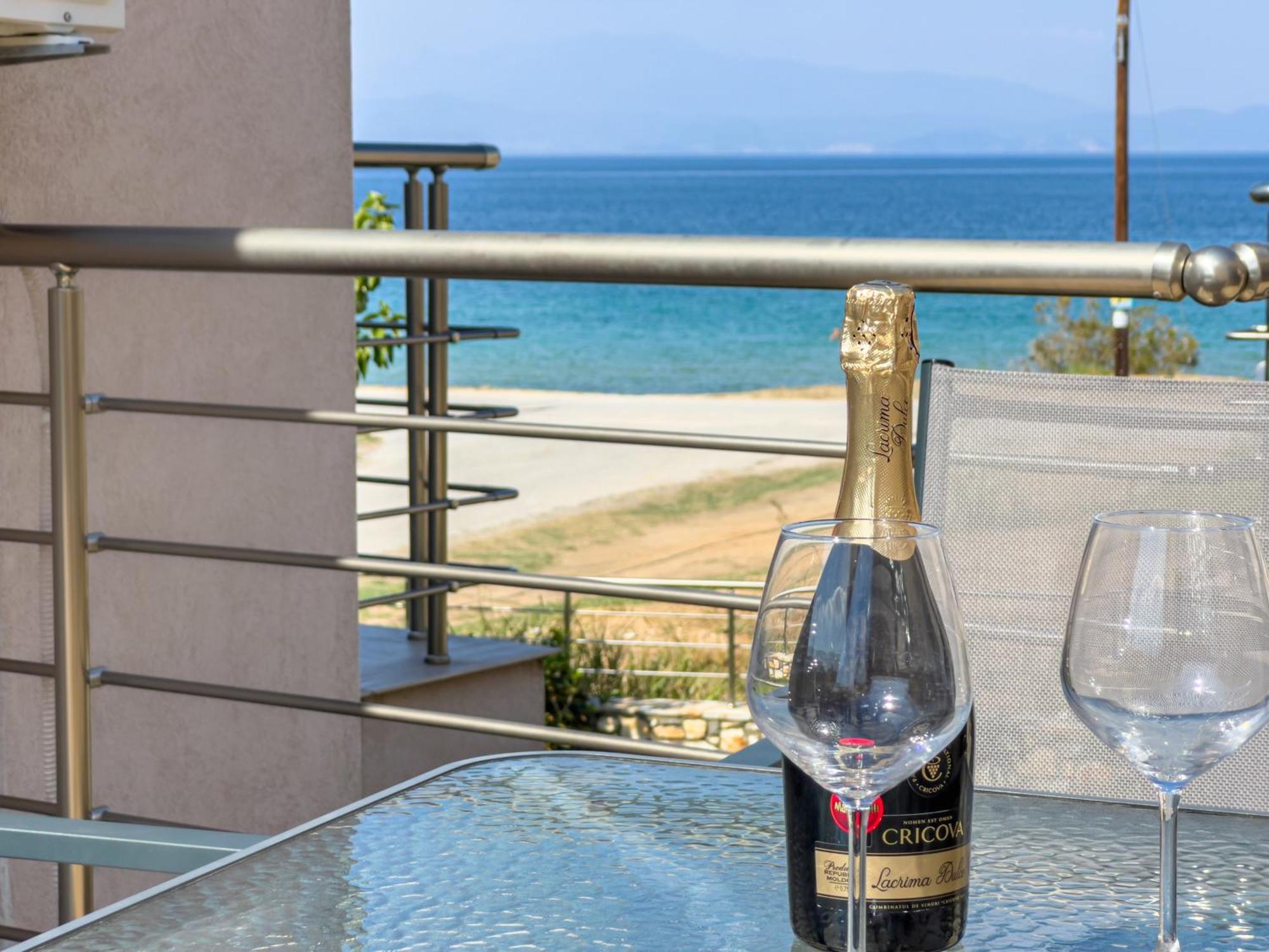 Yalos Beach Maisonettes Skala Sotiros Exteriör bild